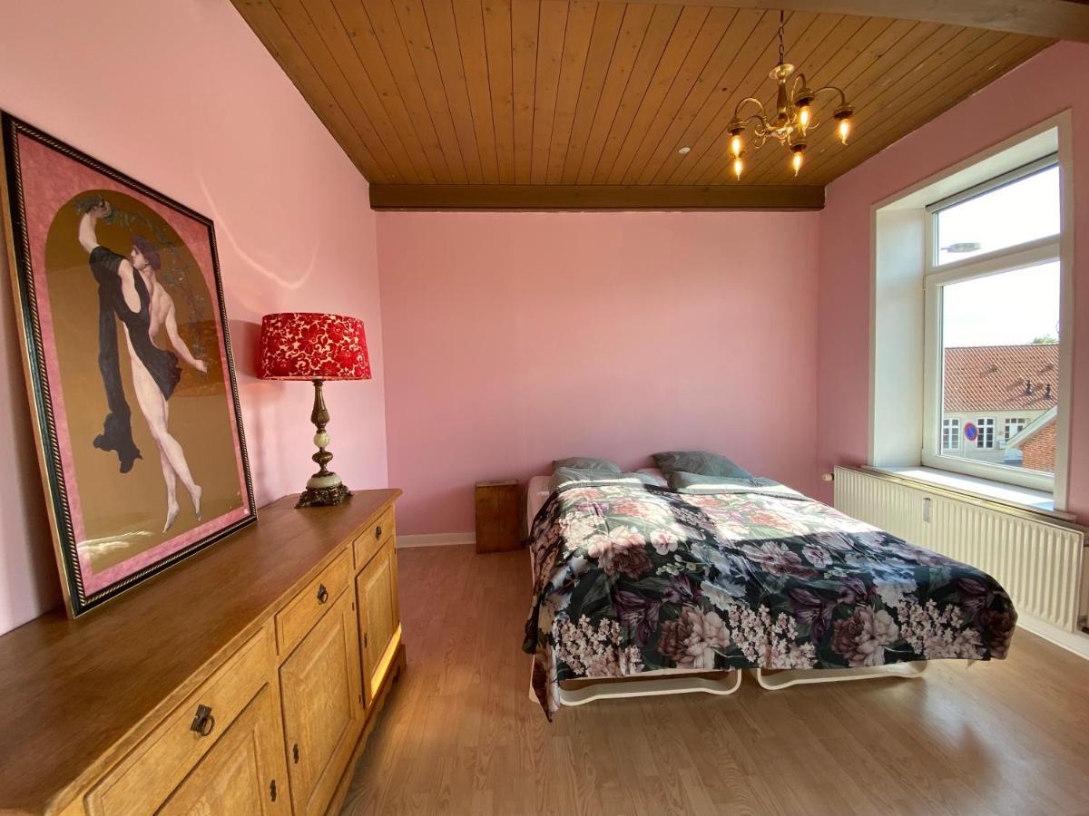 N1 Apartment In The Heart Of Hojer Bagian luar foto