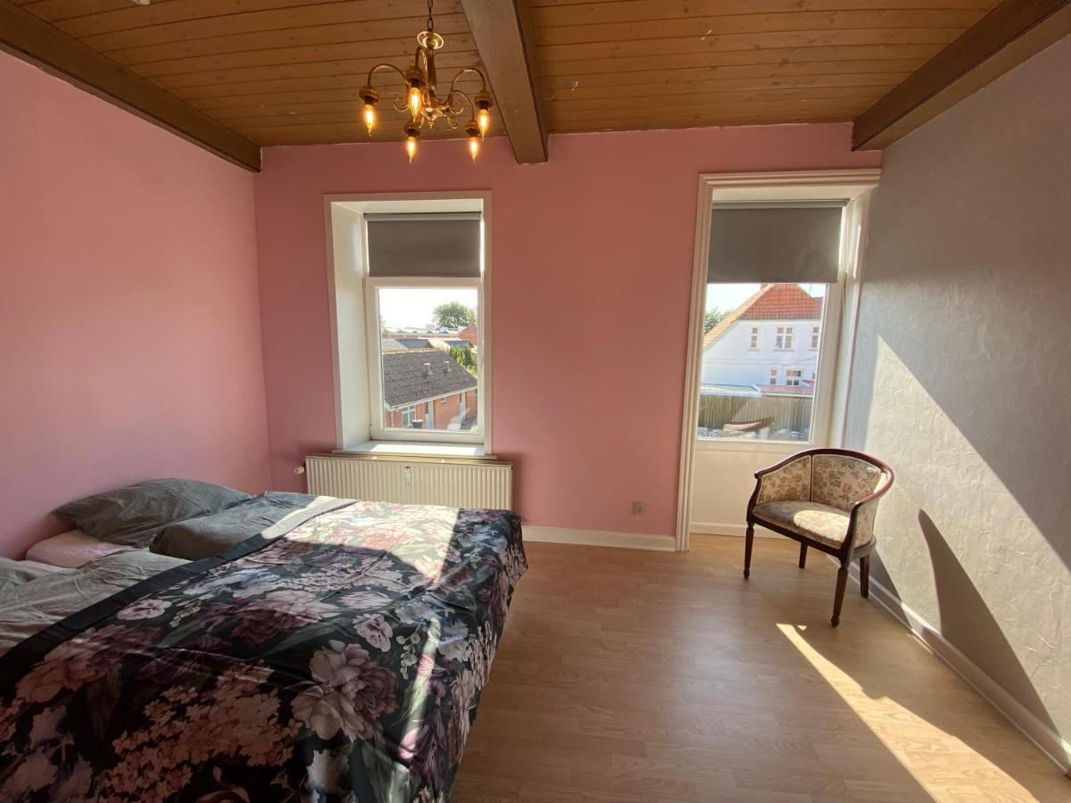 N1 Apartment In The Heart Of Hojer Bagian luar foto